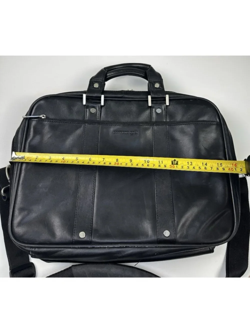 Kenneth Cole Black Leather Laptop Business Messenger Bag with Shoulder Strap